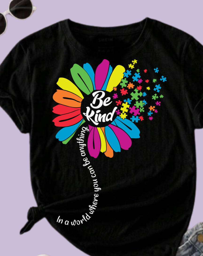 Be kind black tshirt